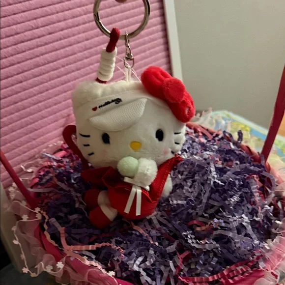 ๐ Hello Kitty 4pc Bundle - Picture 4 of 5